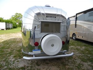 Vintage Avion Travel Trailer Restoration