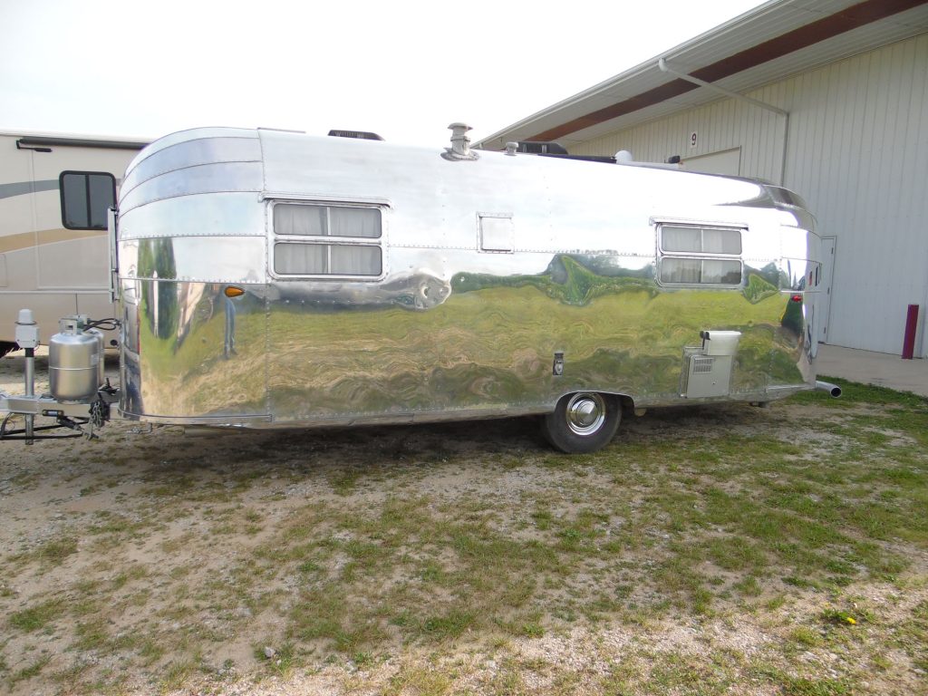 Vintage Avion Travel Trailer Restoration