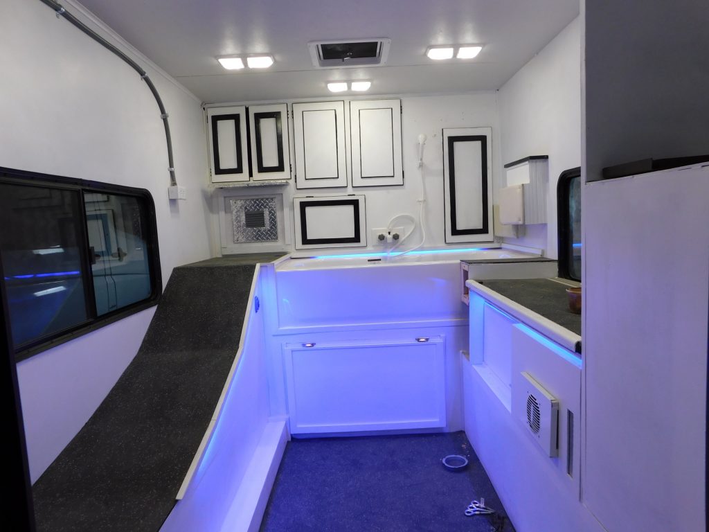 custom pet grooming mobile business trailer